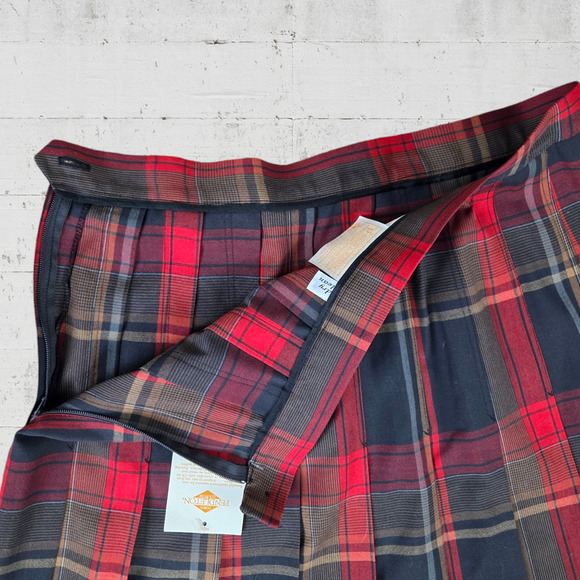 70s Vintage Pendleton Red Gray Tartan Deadstock Worsted Wool Midi Skirt Size 16 - Picture 6 of 8